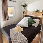 Zecamping 4 Etoiles Dog Friendly Equitation Espace Aquatique 营地 4*