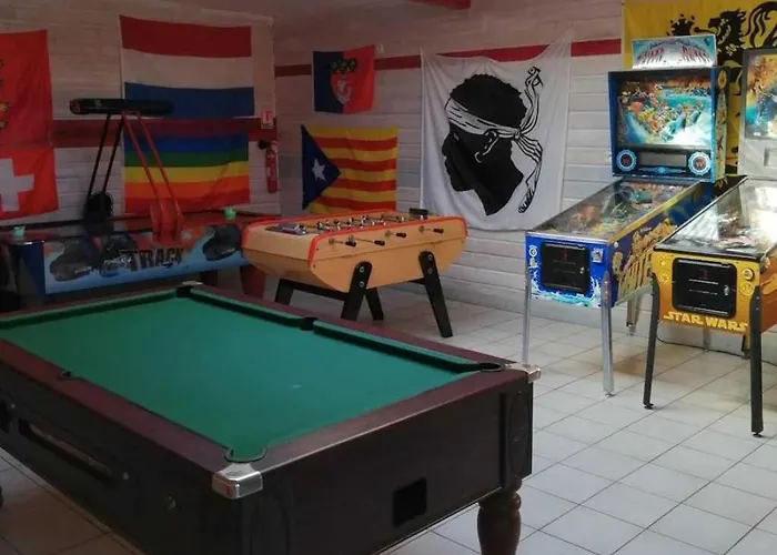 Zecamping 4 Dog Friendly Equitation Espace Aquatique 4* Ле-Булу