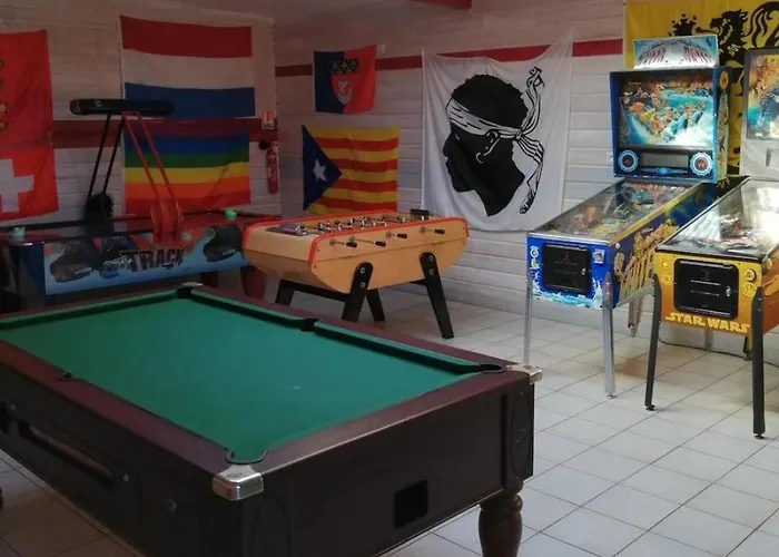 Zecamping 4 Dog Friendly Equitation Espace Aquatique 4* Ле-Булу